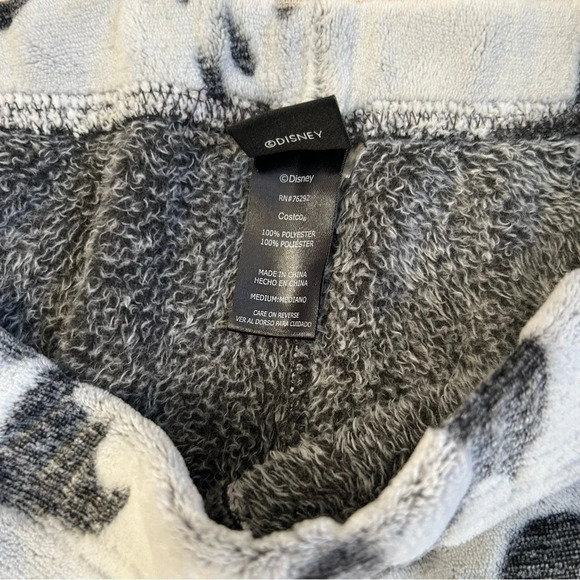 Mickey Mouse Grey & Black Pajamas 2-Piece Set Size Medium - Picture 11 of 14